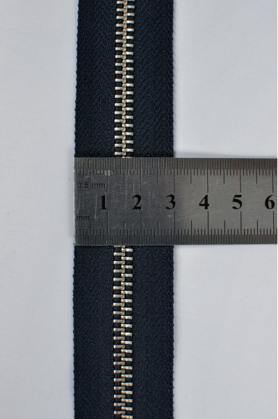 ZIP071  1號拉鏈 自製單頭拉鏈  白銅牙拉鏈款式  密尾拉鏈  不設單獨拉鍊訂購 側面照